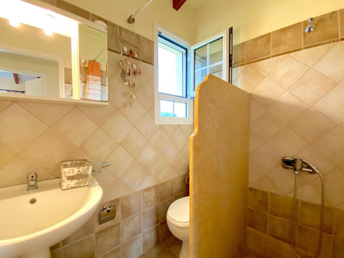 Asteraki Poolside Apartment By Dadovillas Acharavi  Dış mekan fotoğraf